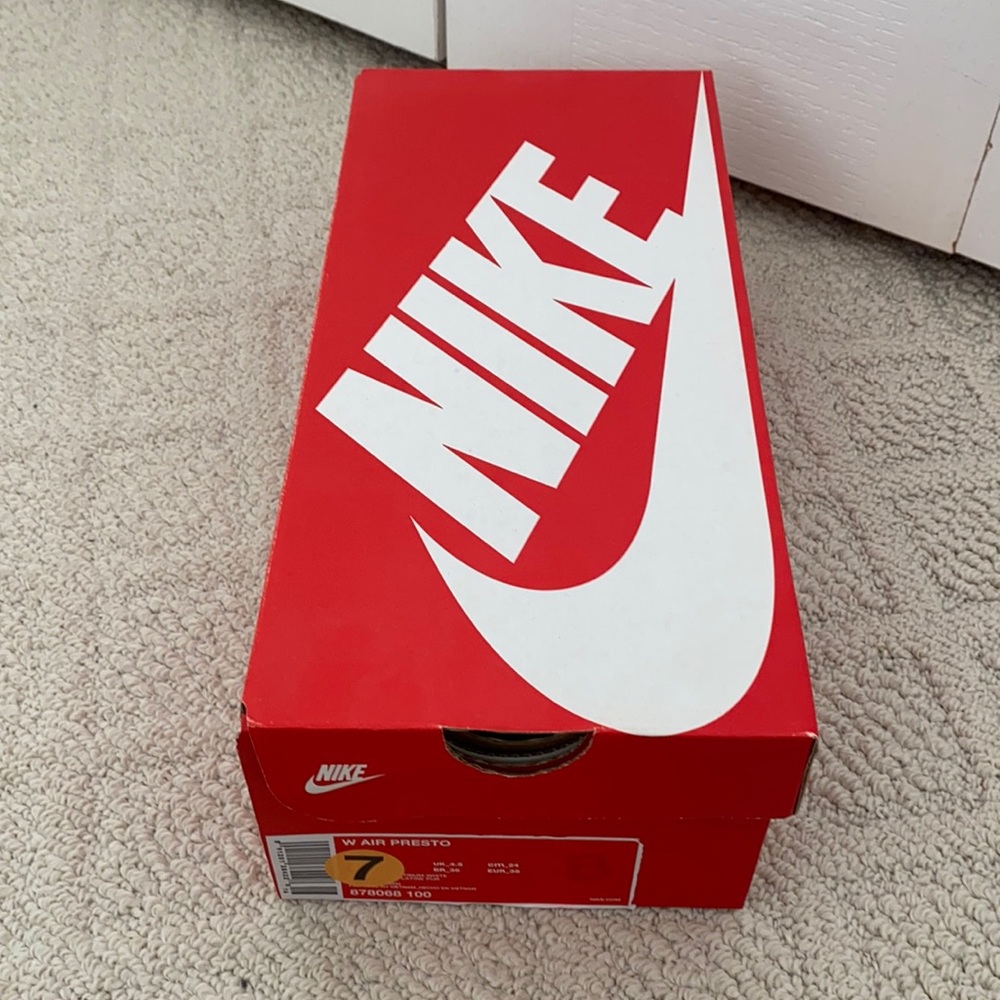 Women’s Nike Air Presto